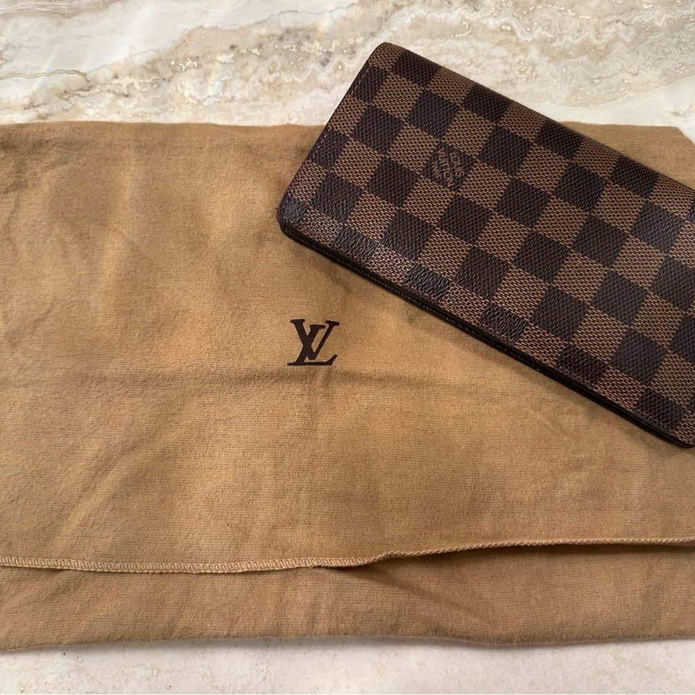 Louis Vuitton Wallet - Damier Dark Brown Checkered